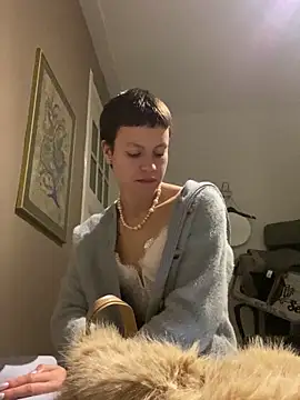 YoungDutchRuby's cam snapshot