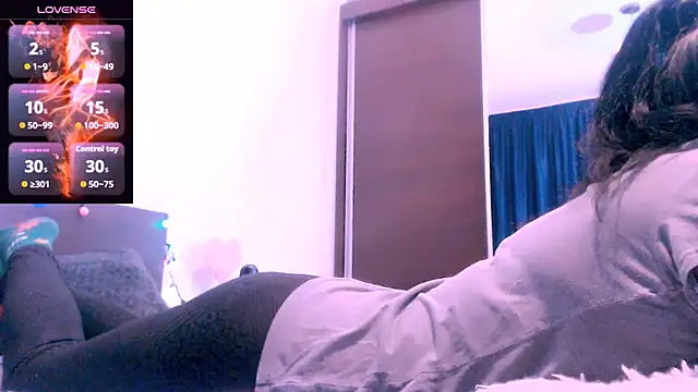 _magic_smile_11's cam snapshot