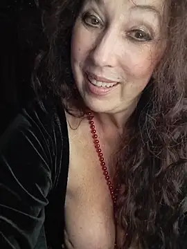 GypsyEsmeralda live sex cam