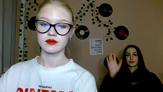 Aria__Moon's cam snapshot