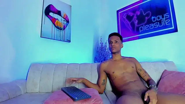 Damian_and_theo's cam snapshot