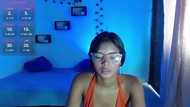 Nikolle_sexy live sex cam