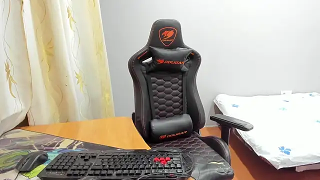 iliaskrislove's cam snapshot