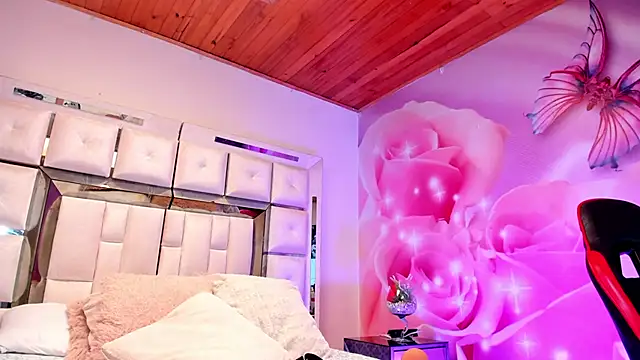 Yelena_mutiz's cam snapshot