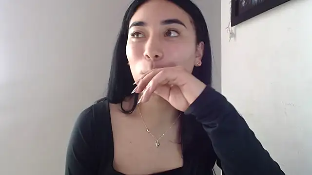 AmberGold-'s cam snapshot