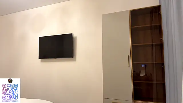 MinervaShetrawski live sex cam