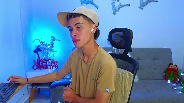 yulian_vasquez's cam snapshot