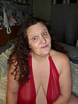 MissQueenBeex live sex cam