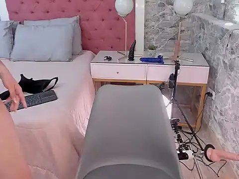 _Nikky_hearts's cam snapshot