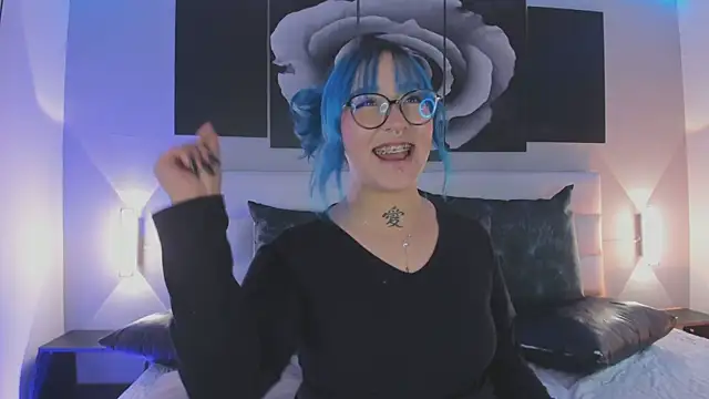 sofi_bakerr's cam snapshot