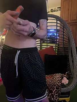 Polaroid_White's cam snapshot