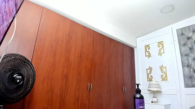 KatherinJohns's cam snapshot