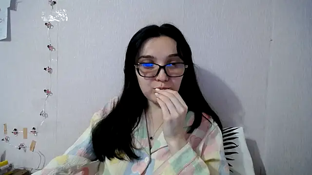 Shiny_gine's cam snapshot