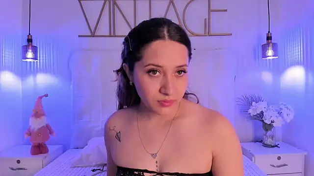 LeiahBlonde's cam snapshot