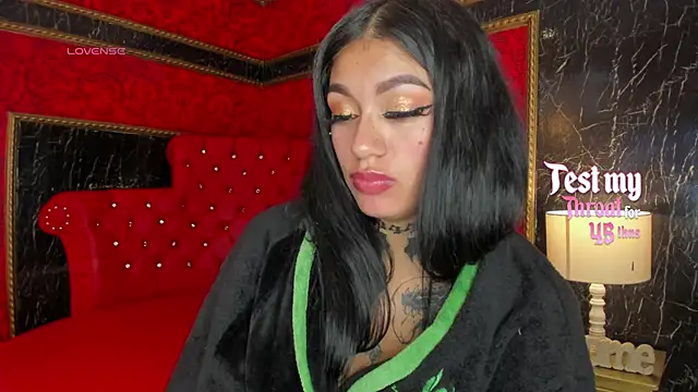 AlexiaCooperr's cam snapshot