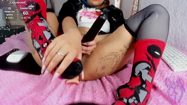 Cristall_ravven live sex cam