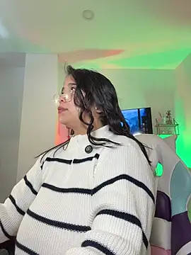 tati_reyess's cam snapshot