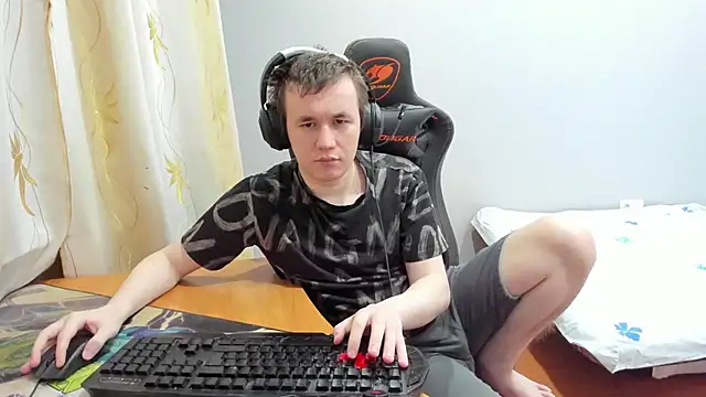 iliaskrislove live sex cam