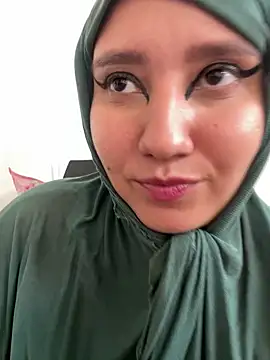 hannahayat's cam snapshot