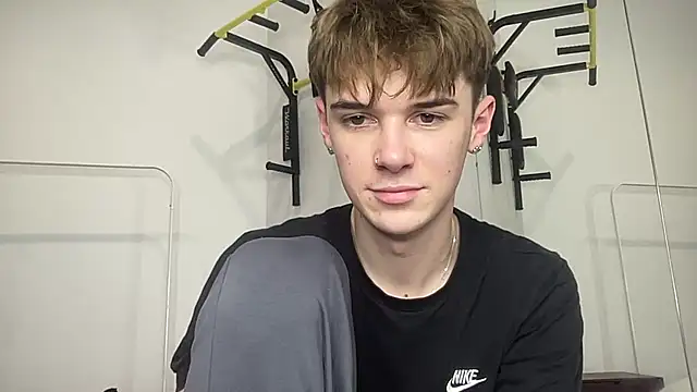 Milk_Guy's cam snapshot