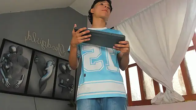 camillo_virgil's cam snapshot