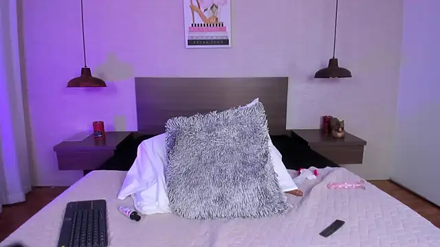 cloehill_'s cam snapshot