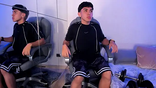 _TaylorBlack live sex cam