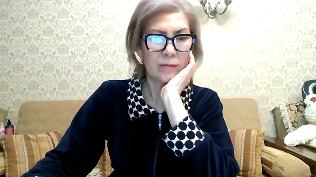 Elegant00Lady live sex cam