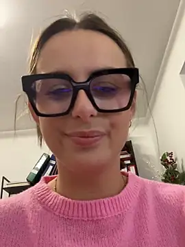 Hii_Lolla live sex cam