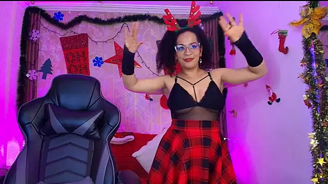 Cintiia_Holmes live sex cam