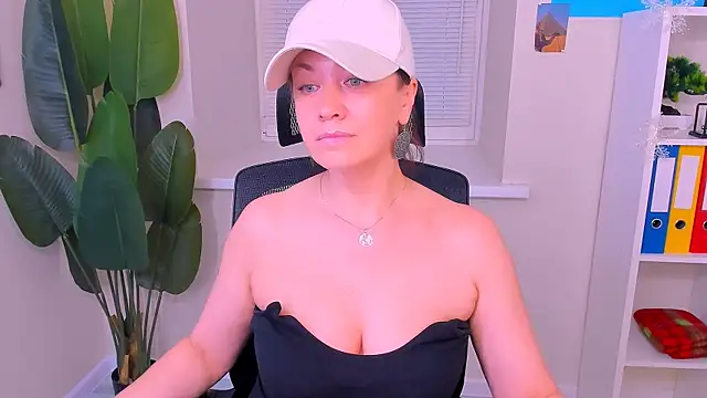 AnaMills's cam snapshot