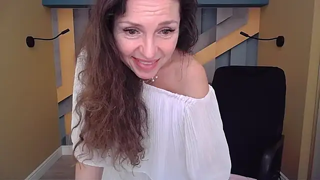 EllaLong's cam snapshot