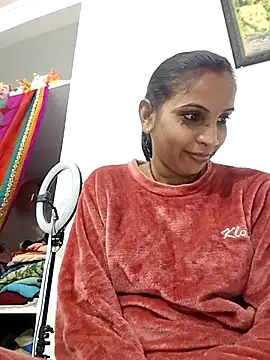 Hotty-Nidhi's cam snapshot