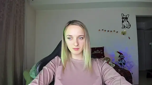 RouseReed's cam snapshot