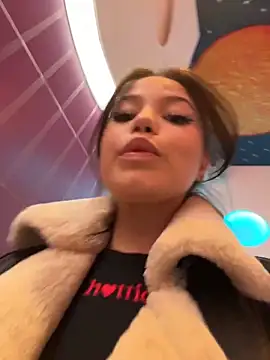 Chloe__Moon live sex cam