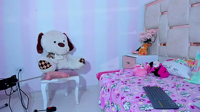 MiaKahali's cam snapshot