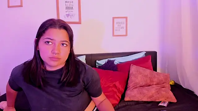 Tamara_Spencer_'s cam snapshot