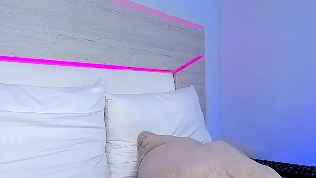 ZoeMorris's cam snapshot