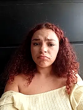 Mommy-Hot's cam snapshot