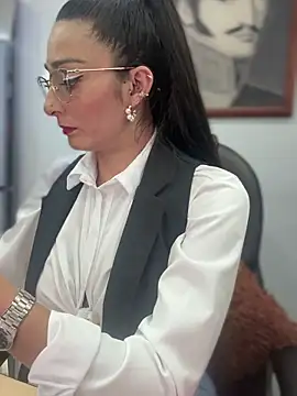 _Bella-Office1's cam snapshot