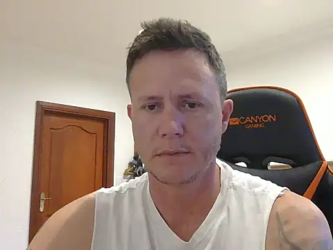 TroyDieselXXX's cam snapshot