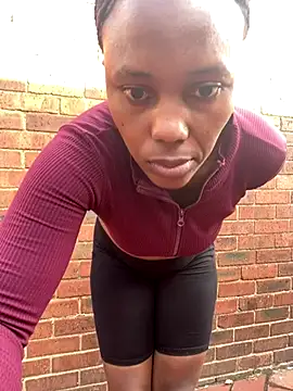 PrettyHeartz's cam snapshot