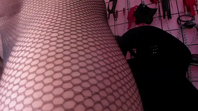 charrlotte_quinn's cam snapshot