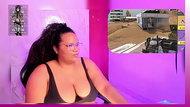 MhiaRey's cam snapshot