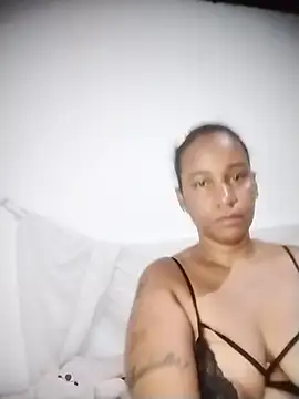 EbonyHorrny's cam snapshot