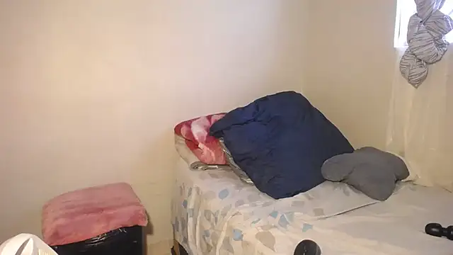 SexySlimMelanin's cam snapshot