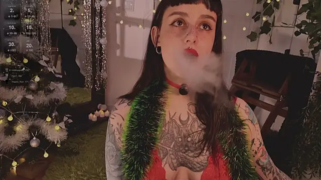 MichaellaMoon live sex cam