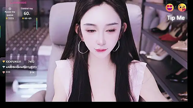 Liora-'s cam snapshot