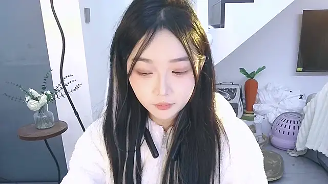 Miao-Maimiao's cam snapshot