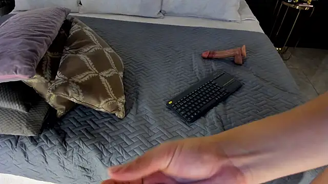 gabyvega1's cam snapshot